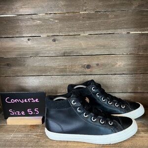 Kids Converse Chuck Taylor All Star Black Leather Sneakers Boots Size 5.5 Y GUC